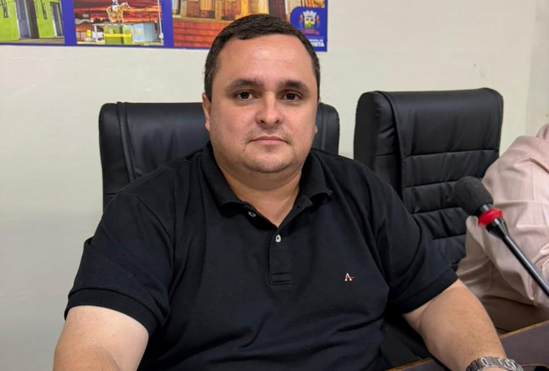 Vereador JT solicita regulariza&ccedil;&atilde;o urgente do atendimento de fisioterapia no &ndash; Centro Especializado em Reabilita&ccedil;&atilde;o.