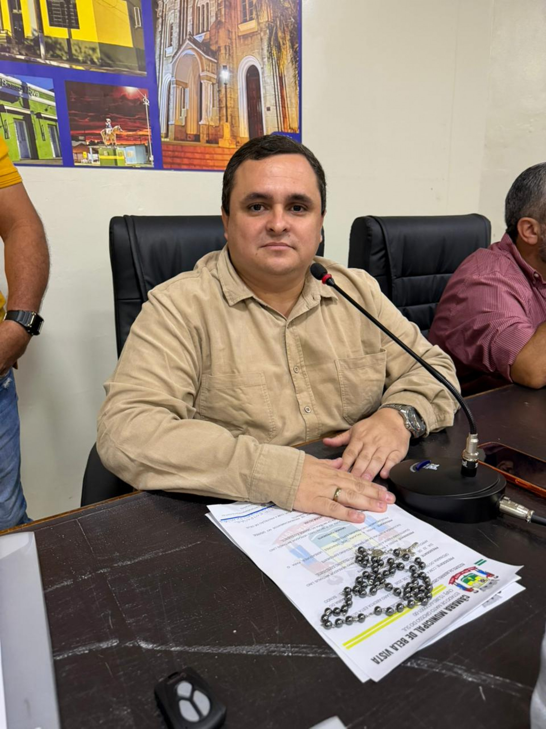 Vereador JT solicita informa&ccedil;&otilde;es sobre taxas cobradas no cemit&eacute;rio municipal