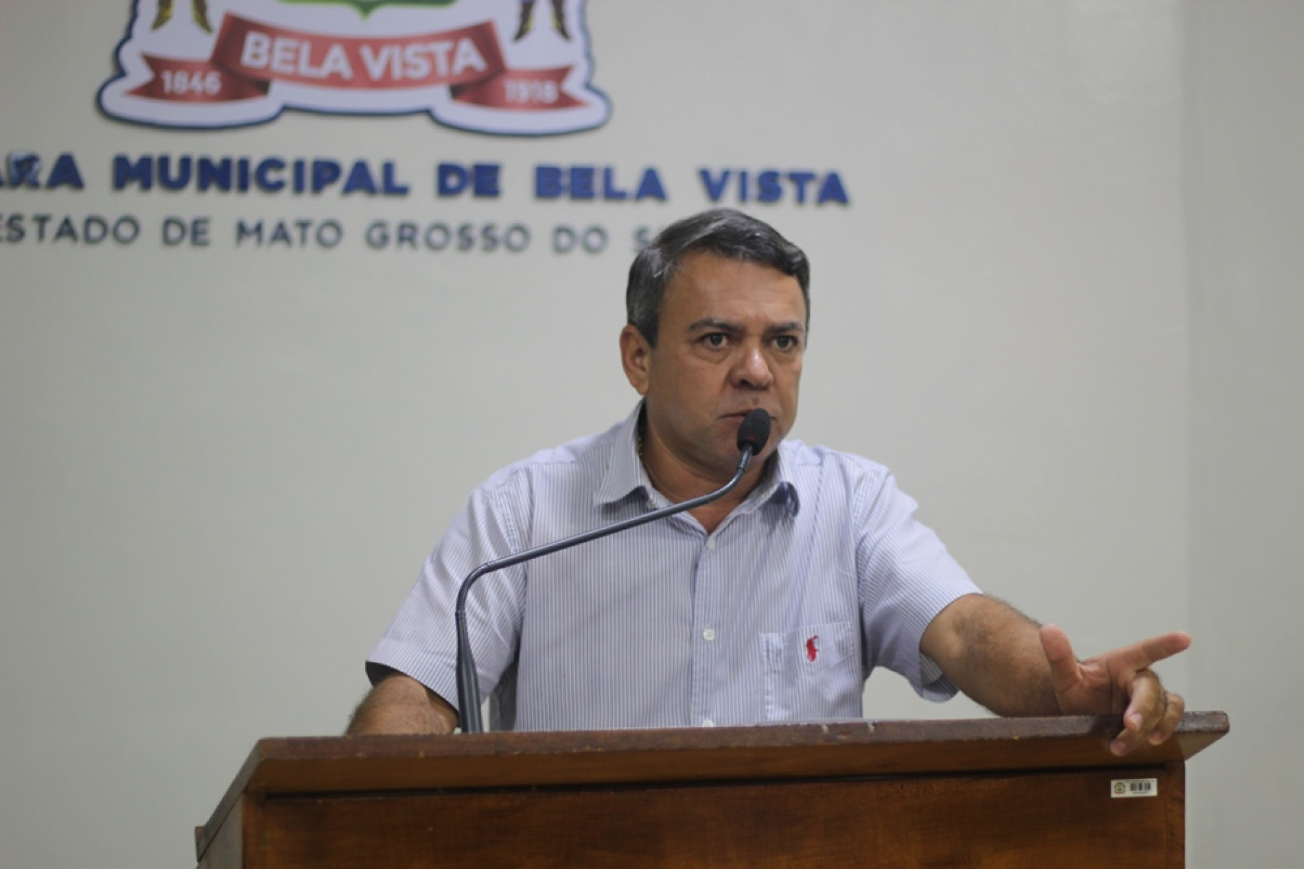 Vereador Geferson Vieira solicita melhorias em ruas e tapa-valeta na Baixada Corintiana