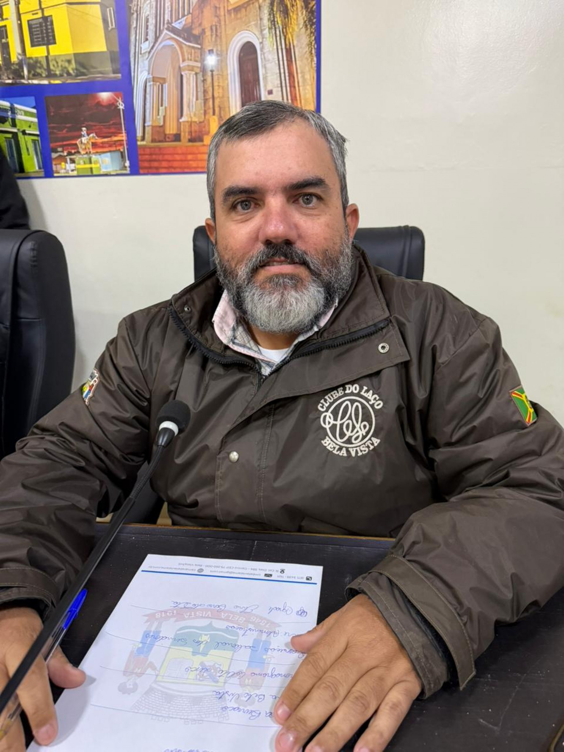 Diogo Murano solicita tapa-buracos, limpeza e troca de l&acirc;mpadas em bairros
