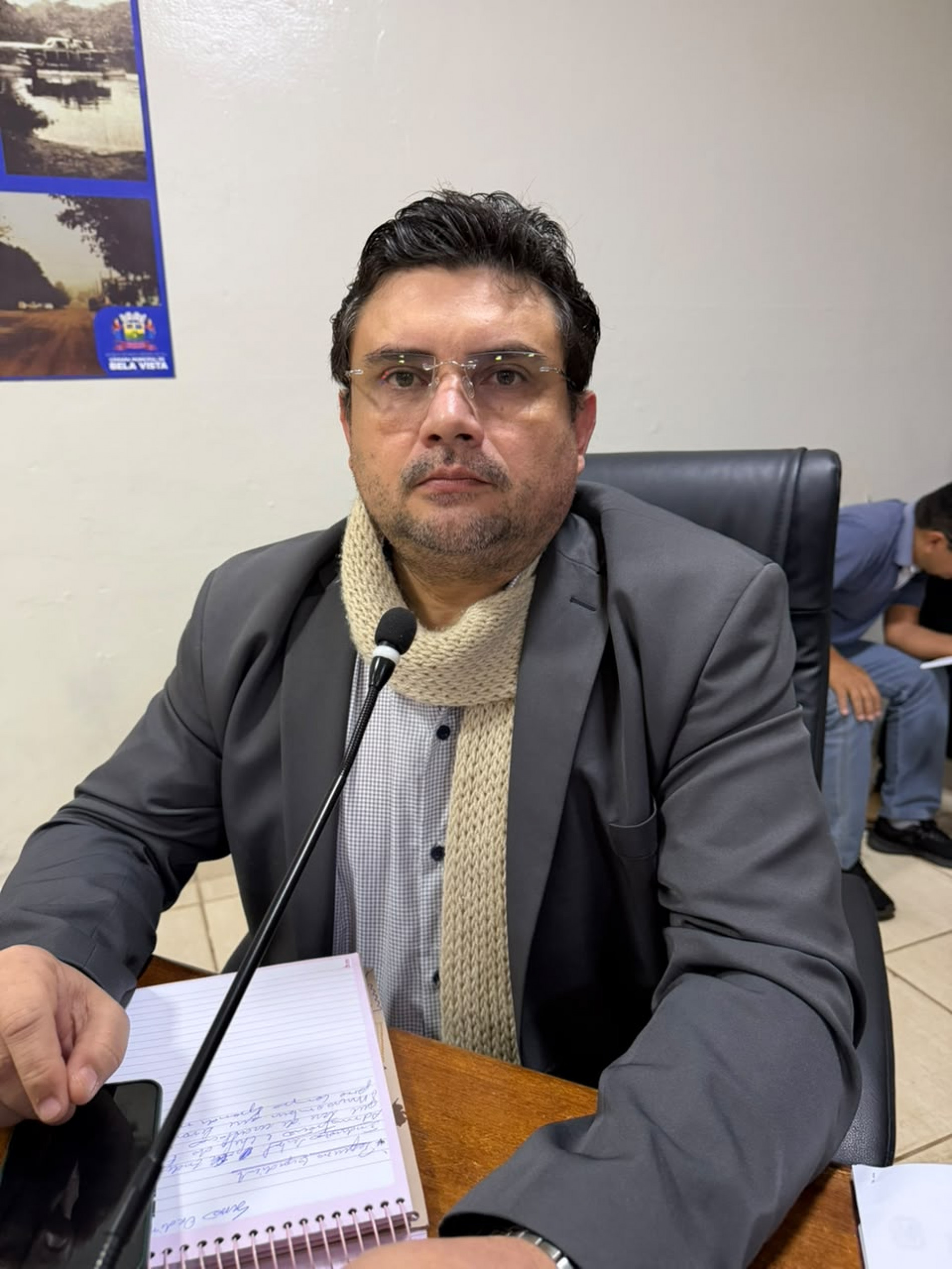 Johnys Basso cobra regulariza&ccedil;&atilde;o do pagamento de plant&otilde;es m&eacute;dicos nas unidades de sa&uacute;de