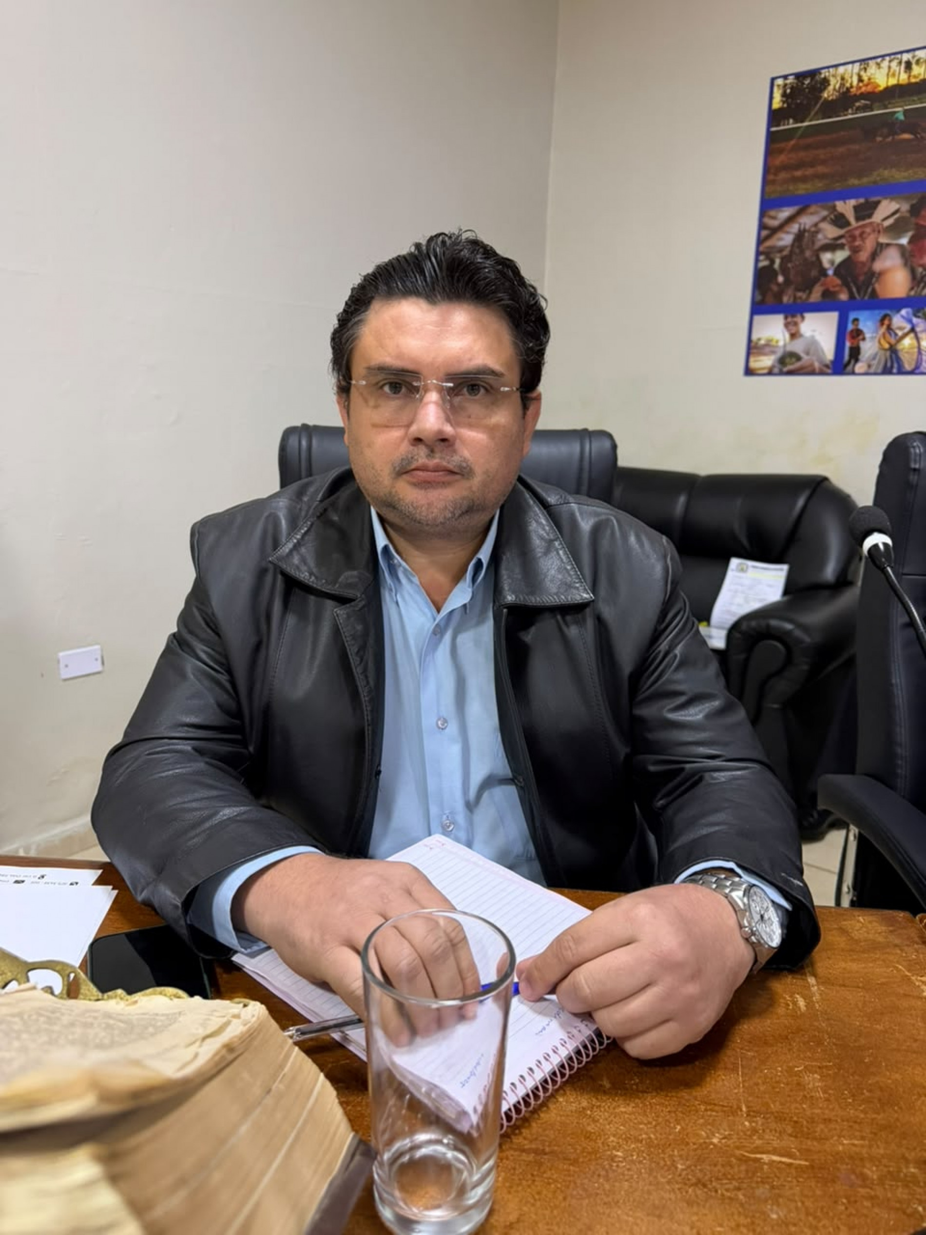 Vereador Johnys Basso homenageia equipe de v&ocirc;lei do Instituto de Educa&ccedil;&atilde;o campe&atilde; do JEMS
