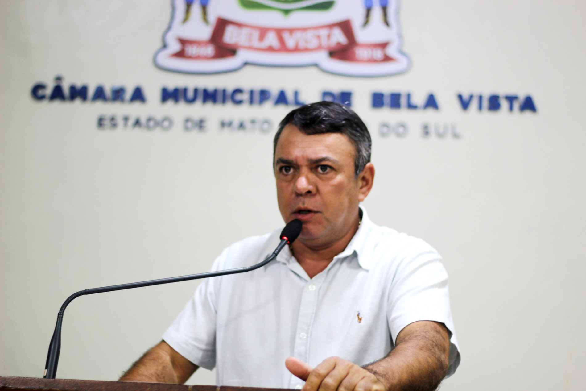 Vereador Geferson Vieira reivindica melhorias em ruas e servi&ccedil;os de limpeza