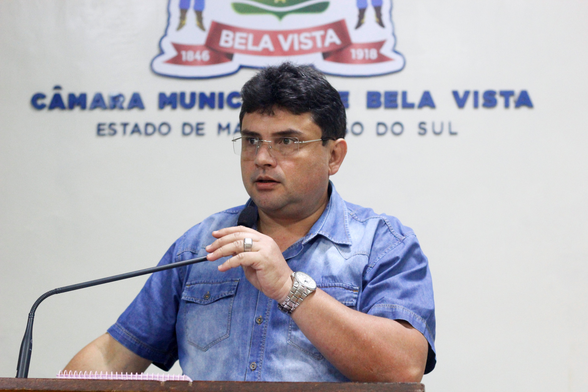 Johnys Basso reivindica melhorias em via p&uacute;blica e vistoria na frota do transporte escolar