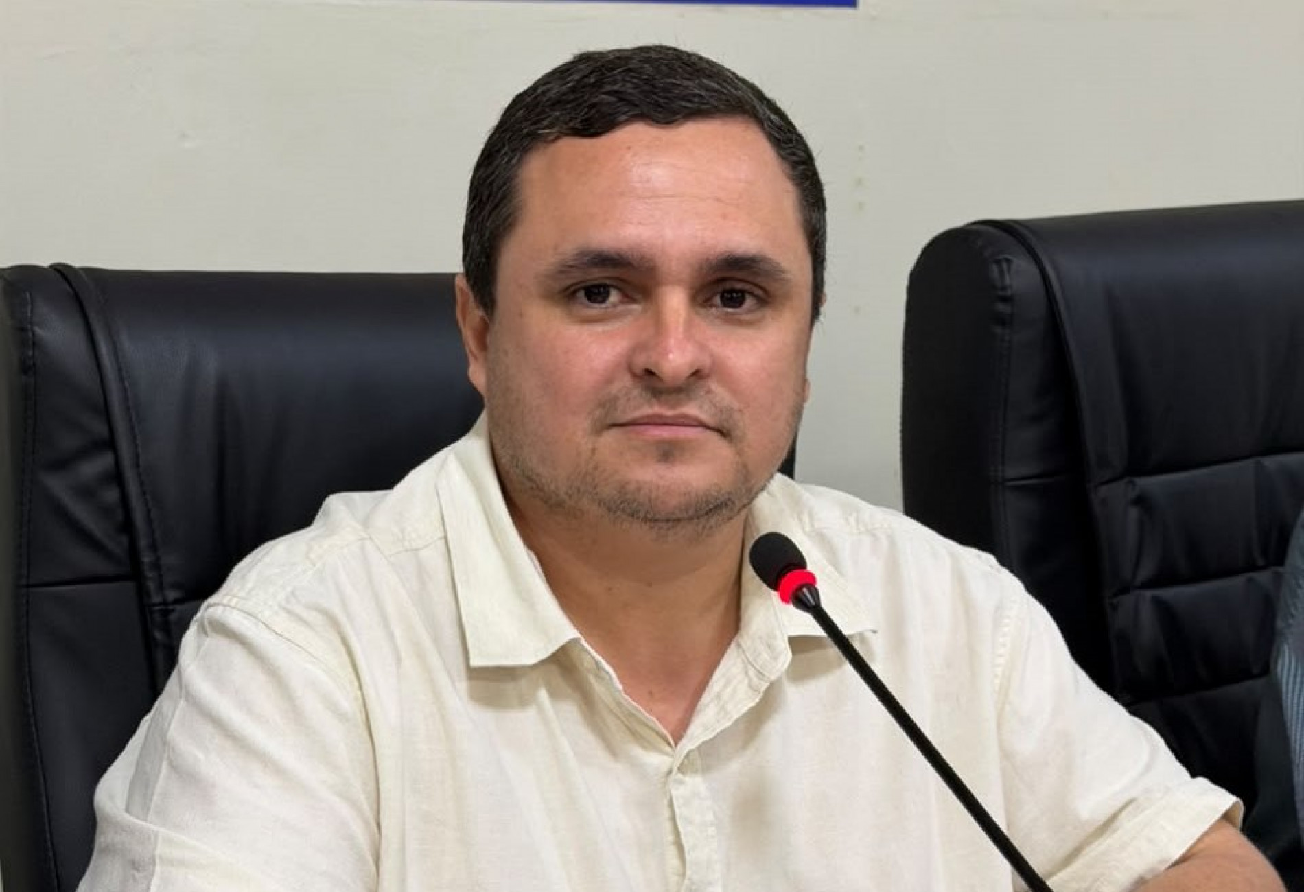 JT reivindica melhorias em ruas, areia para campos de Ceims e manuten&ccedil;&atilde;o da rede el&eacute;trica