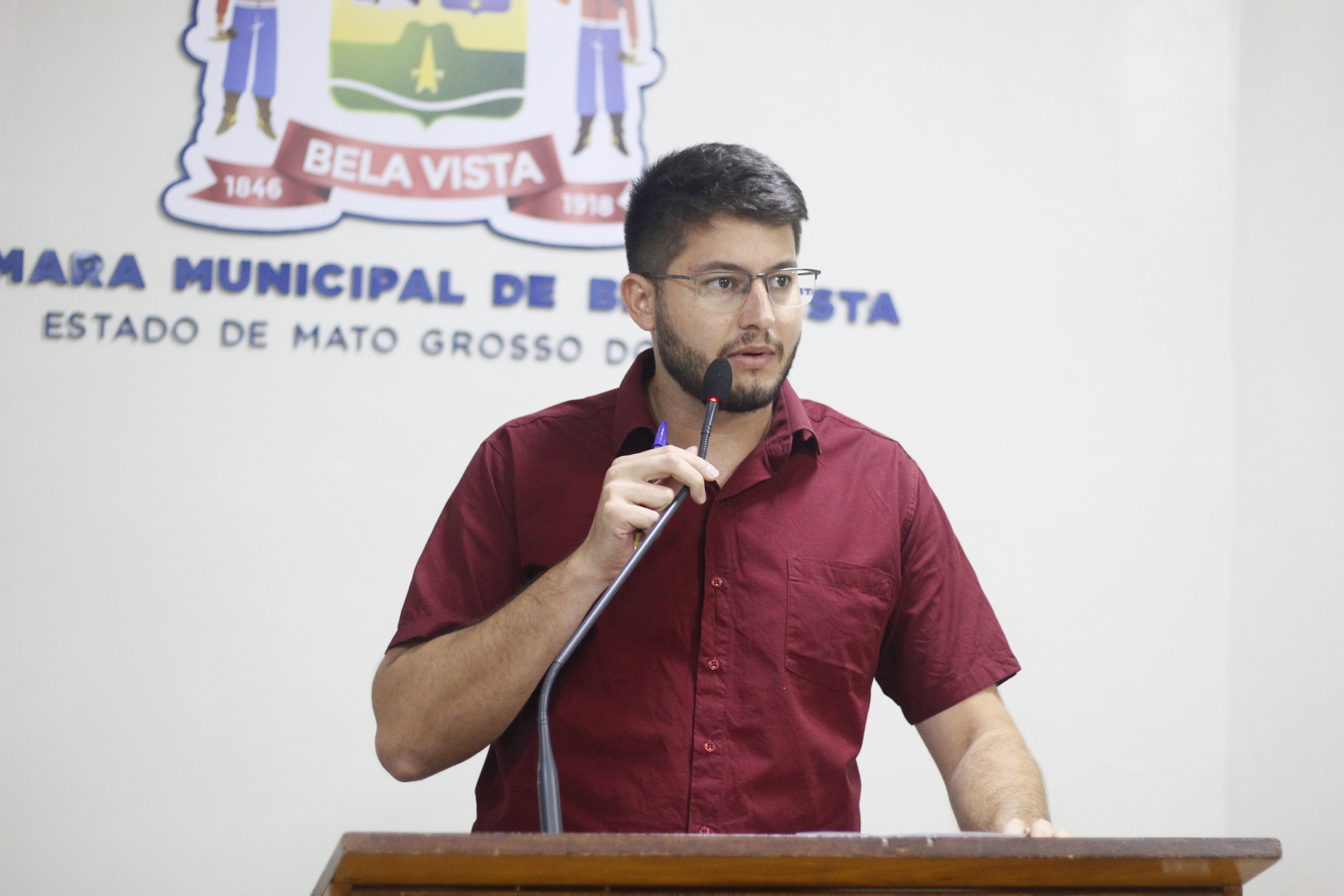 Vereador Vinicius Godoy pede informa&ccedil;&otilde;es sobre entrega de uniformes e kits escolares