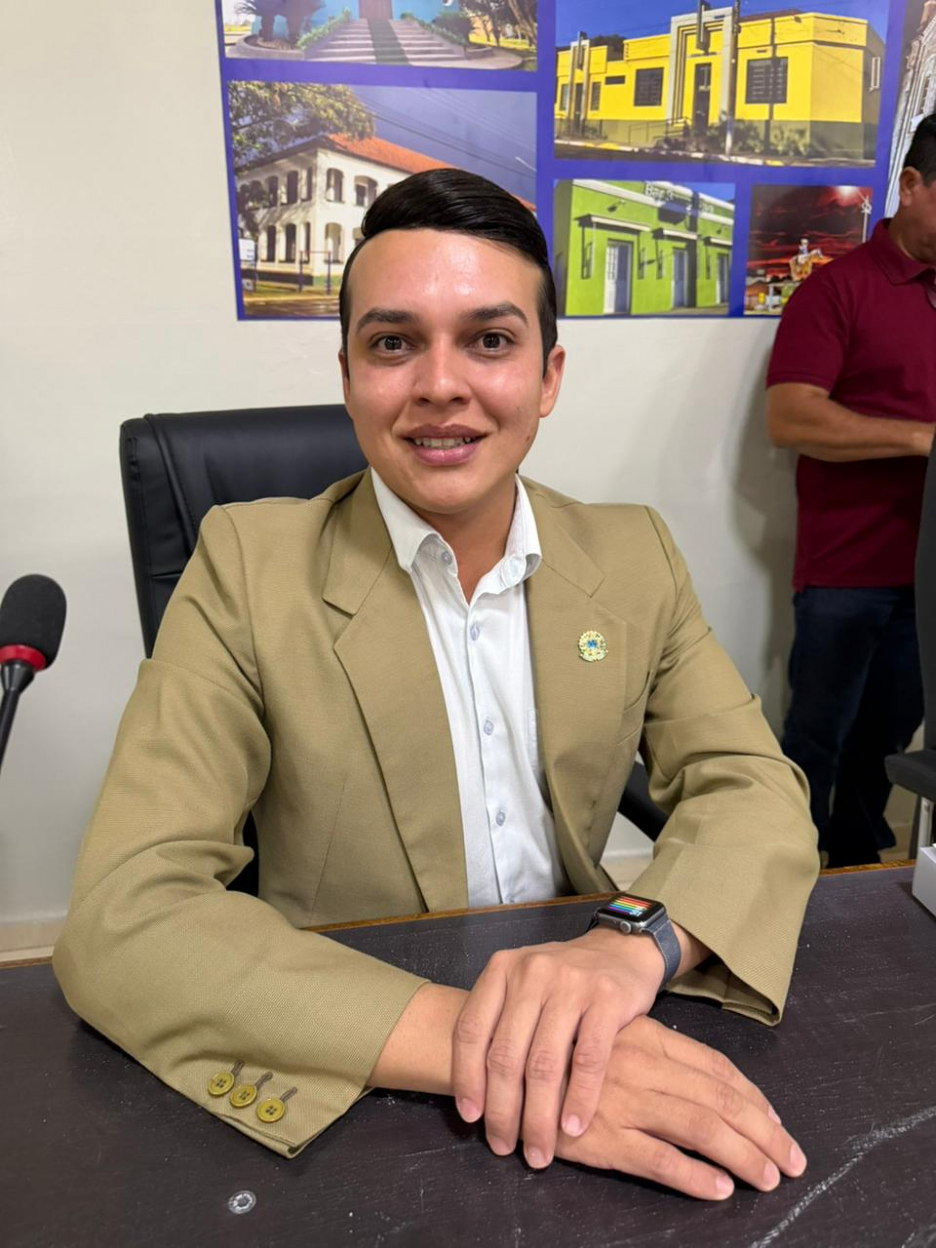 Vereador Mathaus Lino cobra esclarecimento sobre falta de medicamentos na Farm&aacute;cia B&aacute;sica